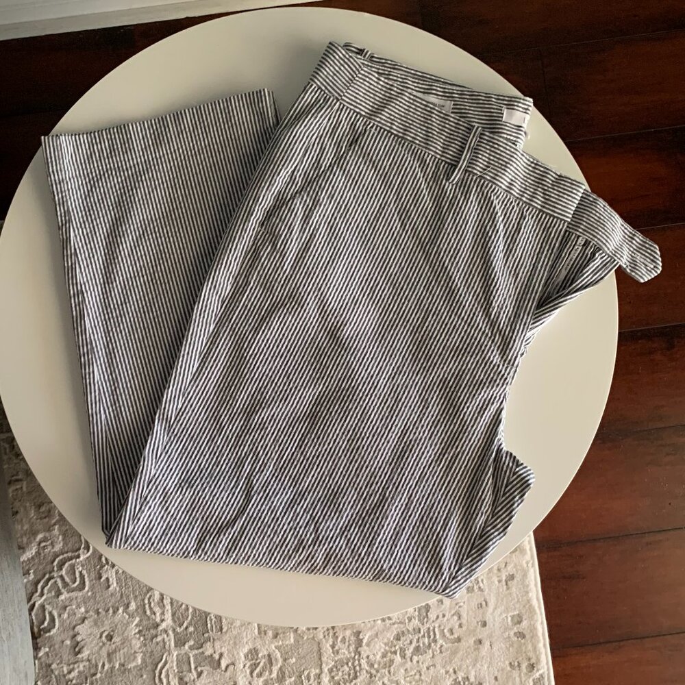 Seersucker LOFT pants Sz16